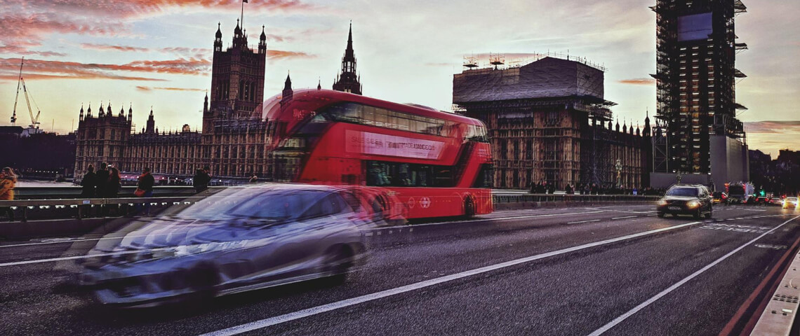 Niet over land, door de lucht maar ter zee: zó kun je naar Londen met de auto