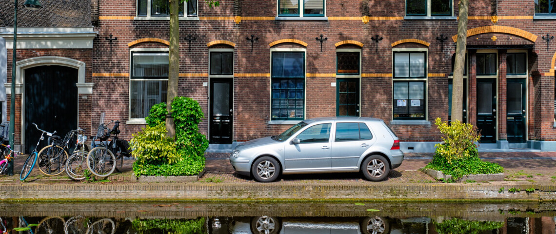 Tijd om je auto af te zetten op de autosloop in Amsterdam