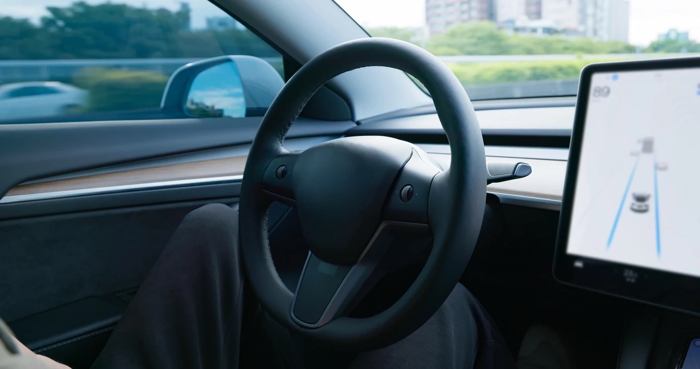 Onderzoek: Nederlanders hebben nog weinig vertrouwen in zelfrijdende auto's