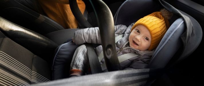 Zoek je geschikte kinderzitjes voor de auto? Hier moet je op letten!